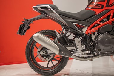 SWM Hoku 400 | Moto | On Road