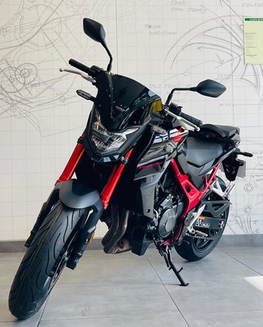 Honda Hornet 750 | Moto