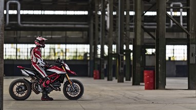 Ducati Hypermotard 950 SP | Moto | Hypermotard