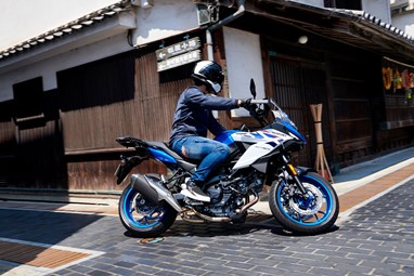 Suzuki SV-7GX | Moto | Estrada