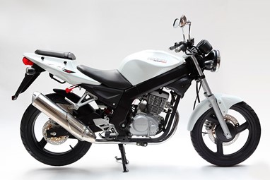 Daelim Roadwin 125 FI | Moto | Estrada