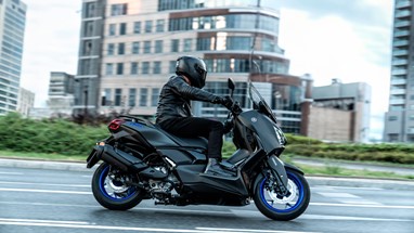 Yamaha XMAX 300 2025 | Scooter | Desporto