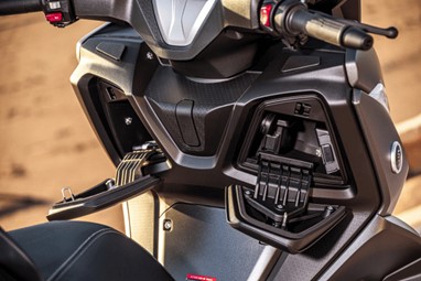 Voge SR4 Radar | Scooter | Scooters