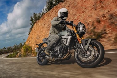 Suzuki GSX-8T | Moto | Estrada