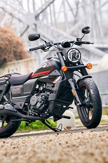 UM Renegade Vegas | Moto | Cruiser
