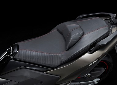 Kymco AK550 Premium | Scooter | Scooters acima 125