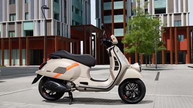 Vespa GTV 300 | Scooter | GTV