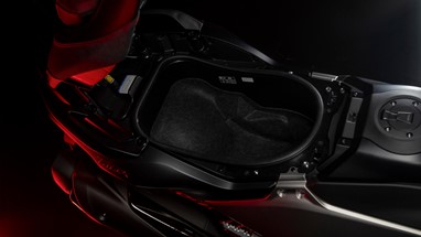 Yamaha TMAX 25th Anniversary 2026 | Scooter | Desporto