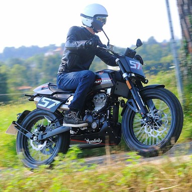 FB Mondial FLAT TRACK 125 ABS | Moto | Estrada