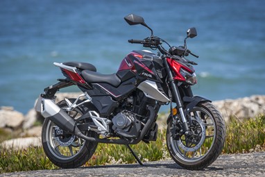 FK Motors Street Fighter | Moto | Moto