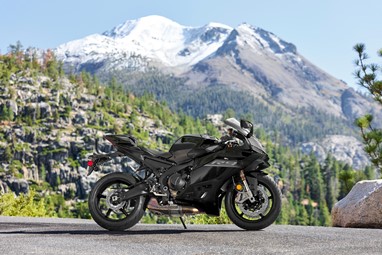 Yamaha R9 2026 | Moto | Super Desportivas