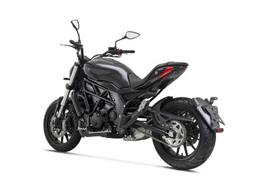 Benelli 502 C | Moto | Cruiser