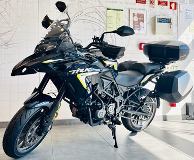 Benelli TRK 502 | Moto