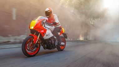 Yamaha XSR900 GP 2024 | Moto | Sport Heritage