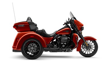 Harley Davidson TRI GLIDE ULTRA 2025 | Moto | Trike
