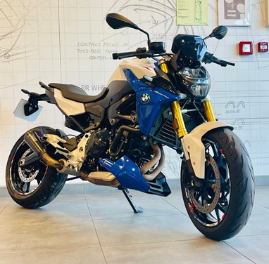 BMW F900R | Moto