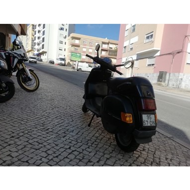 Piaggio Vespa 200 | Scooter