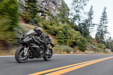 Yamaha R9 2026 | Moto | Super Desportivas
