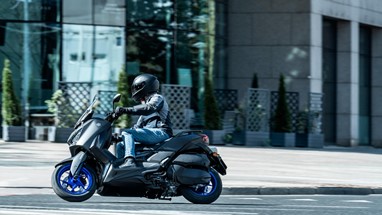 Yamaha XMAX 300 2025 | Scooter | Desporto