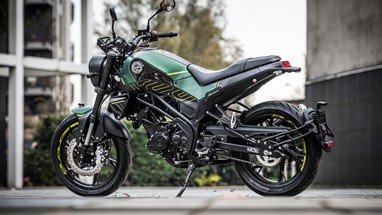 Benelli Leoncino 125 | Moto | Scrambler