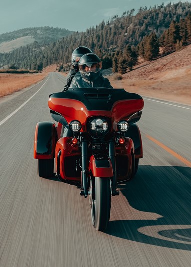 Harley Davidson TRI GLIDE ULTRA 2025 | Moto | Trike