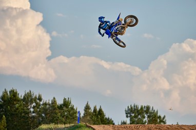 Yamaha YZ250F 2026 | Moto | Competição
