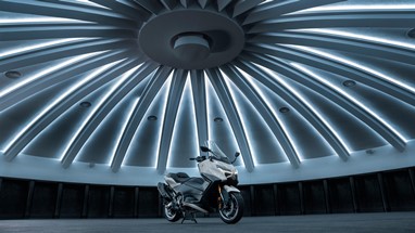 Yamaha TMAX Tech MAX 2026 | Scooter | Desporto