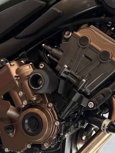 Honda CB 650R E-Clutch | Moto