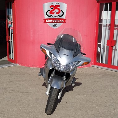 Honda Pan European ST1300 | Moto