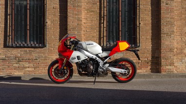 Yamaha XSR900 GP 2024 | Moto | Sport Heritage
