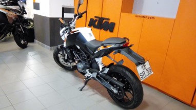 KTM DUKE 125 i ABS | Moto
