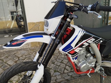 AJP SPR 125 Supermotard - Nova - 0 km | Moto