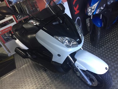 Yamaha X-Max 250 | Scooter