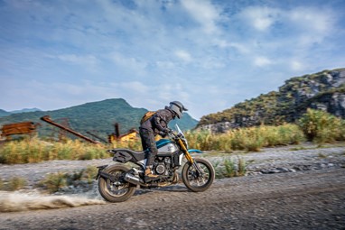 CFMOTO 700CL-X Adventure | Moto | Classic