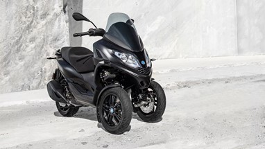 Piaggio MP3 300 Deep Black | Scooter | Acima 125 CC