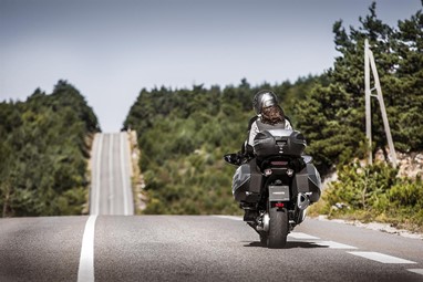 Kawasaki GTR 1400 | Moto | Sport Tourer
