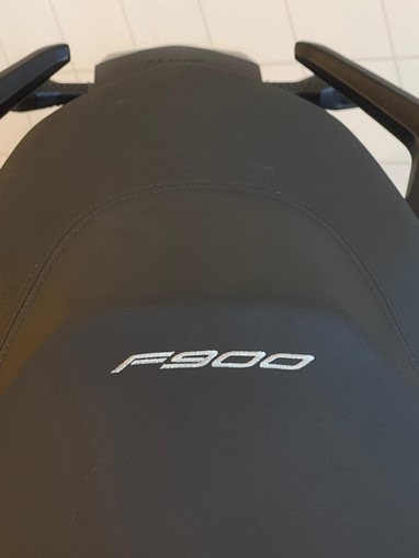 BMW F900R | Moto