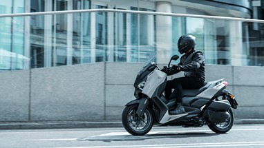 Yamaha XMAX 300 Tech MAX 2025 | Scooter | Desporto
