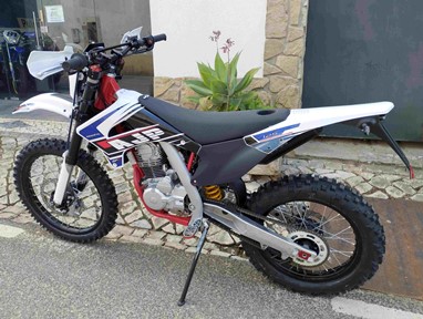 AJP SPR 125 Enduro | Moto