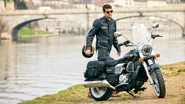 UM Renegade Classic Deluxe | Moto | Cruiser