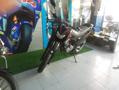 Suzuki DR 125 SM | Moto