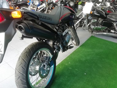 Suzuki DR 125 SM | Moto
