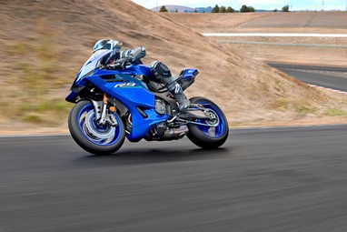 Yamaha R9 2026 | Moto | Super Desportivas
