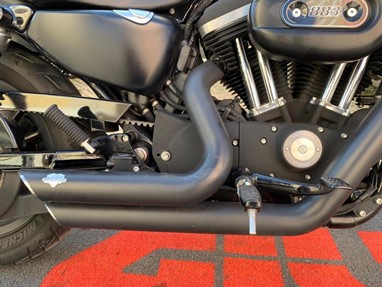 Harley-Davidson 883 Iron | Moto