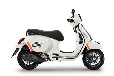 Vespa GTS 300 Super Sport | Scooter | GTS Super