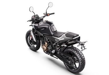 Husqvarna Svartpilen 801 | Moto | Svartpilen 801
