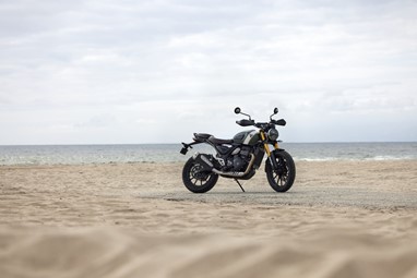 Triumph Scrambler 400x | Moto | Classics