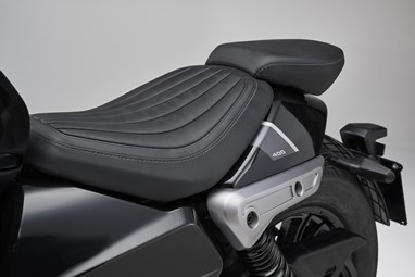 Benelli BOBBER 400 | Moto | Cruiser