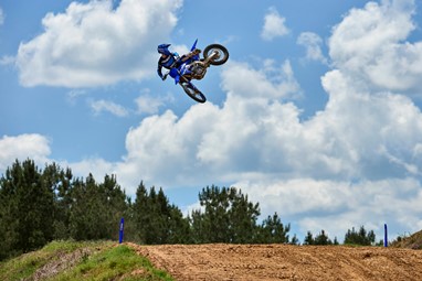 Yamaha YZ250F 2026 | Moto | Competição