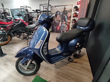 Vespa GT 200 | Scooter